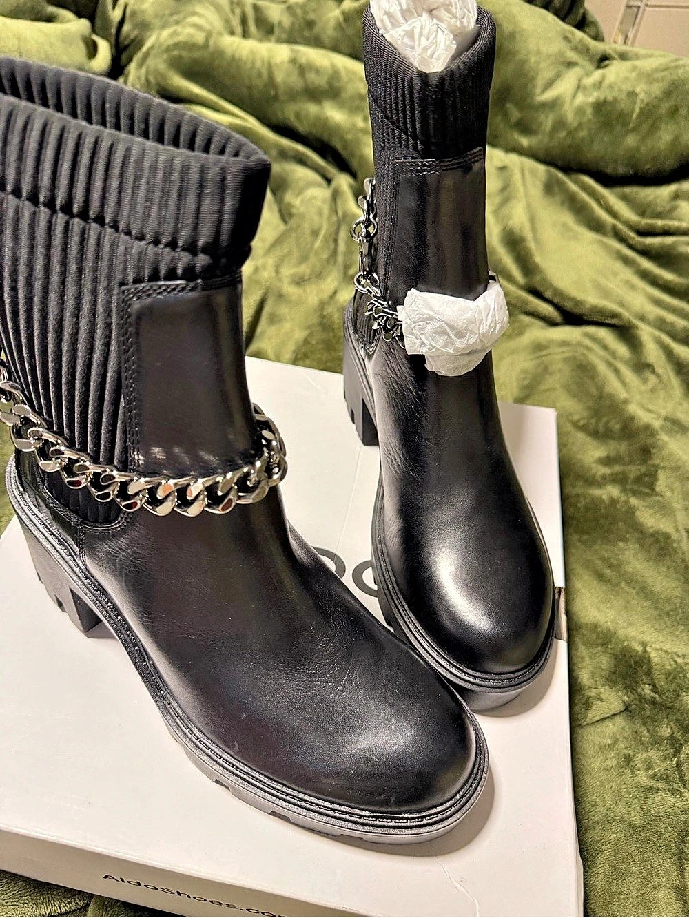 Aldo Allout Chain Lug Sole Ankle Boots Black US 7.5